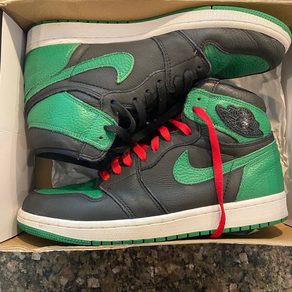 jordan 1 high og pine green 2.0